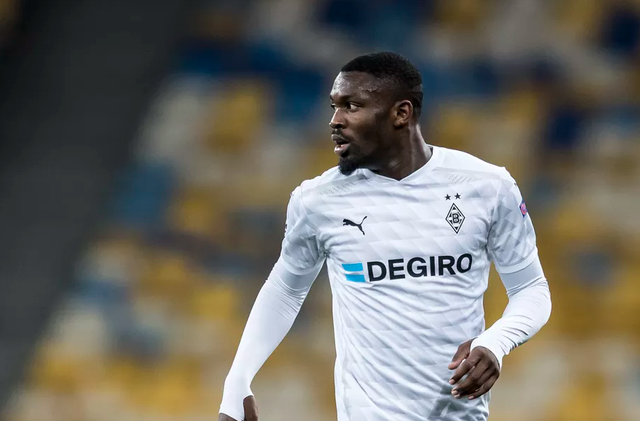 他甚至在一 他甚至在一