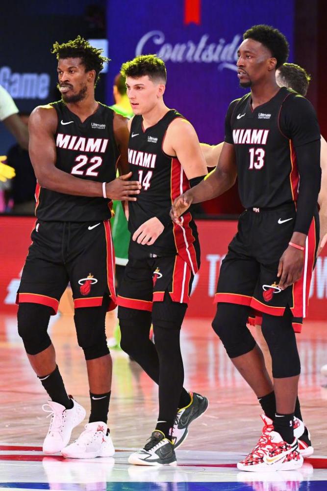 而自由转会 而自由转会