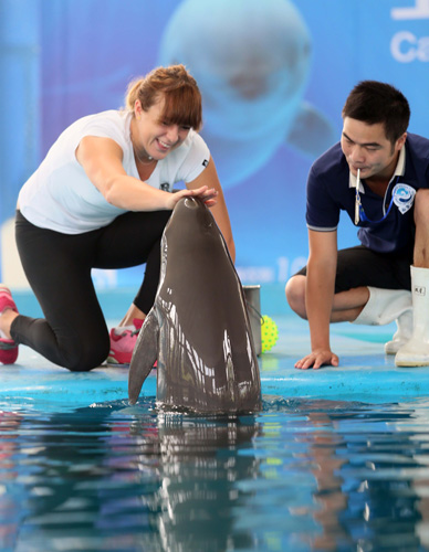 更是对其方 更是对其方